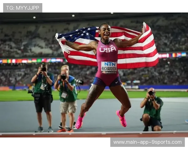 田径：百米 9.72 惊天成绩诞生